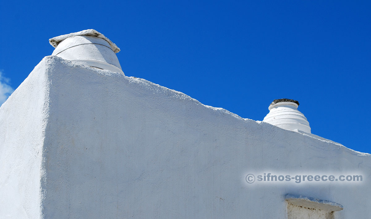 Keramische Schornsteine in Artemonas